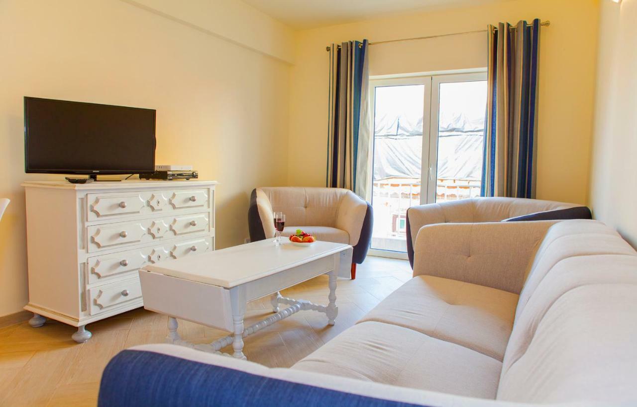 100 négyzetméteres, 3 hálószobás Apartman 2 fürdőszobával Lagos Városközpont területén Kültér fotó